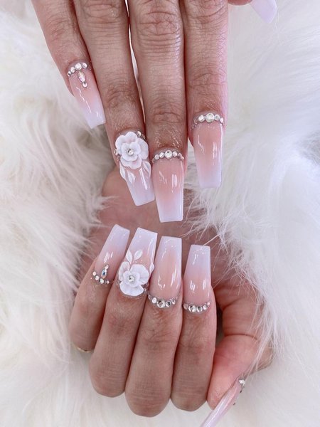 White Nails With Diamonds