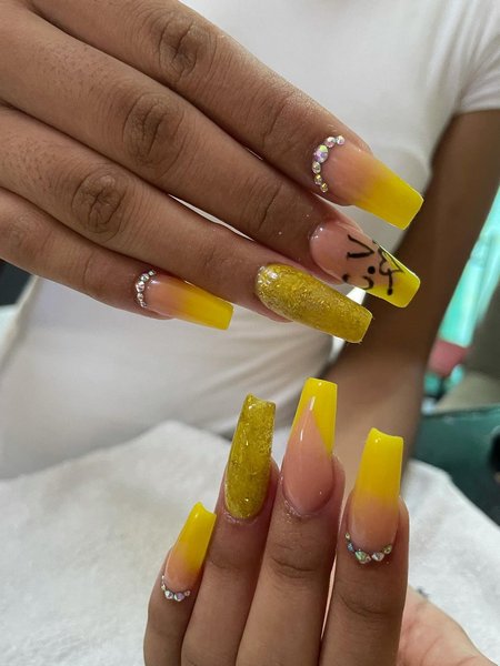 Yellow Acrylic Nails